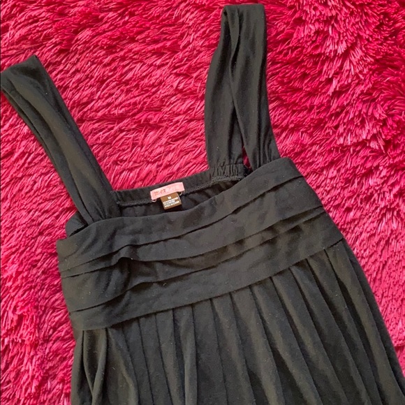 Black midi flowy dress - Picture 2 of 11